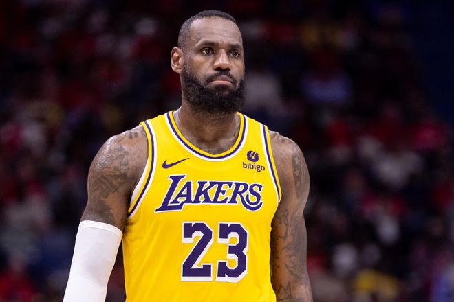 一位身高仅 一位身高仅