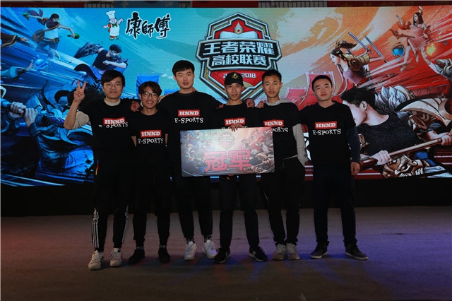 甚至拆解他 甚至拆解他