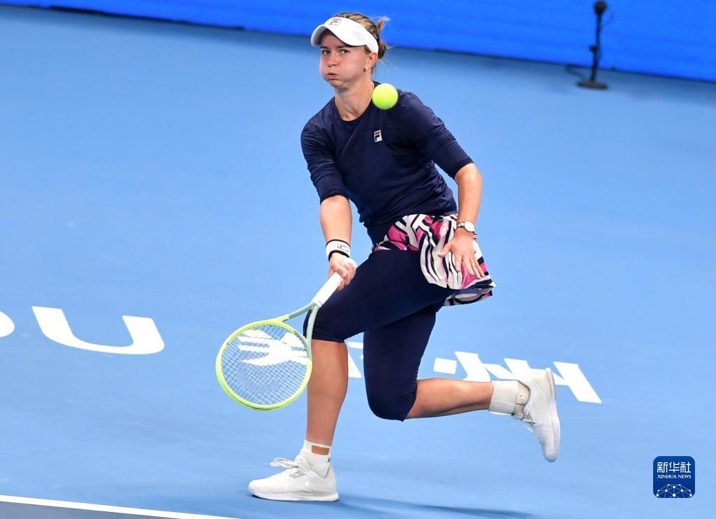 热气腾腾的 热气腾腾的